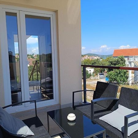 Apartment Dragana, Jezera, Island Murter Extérieur photo