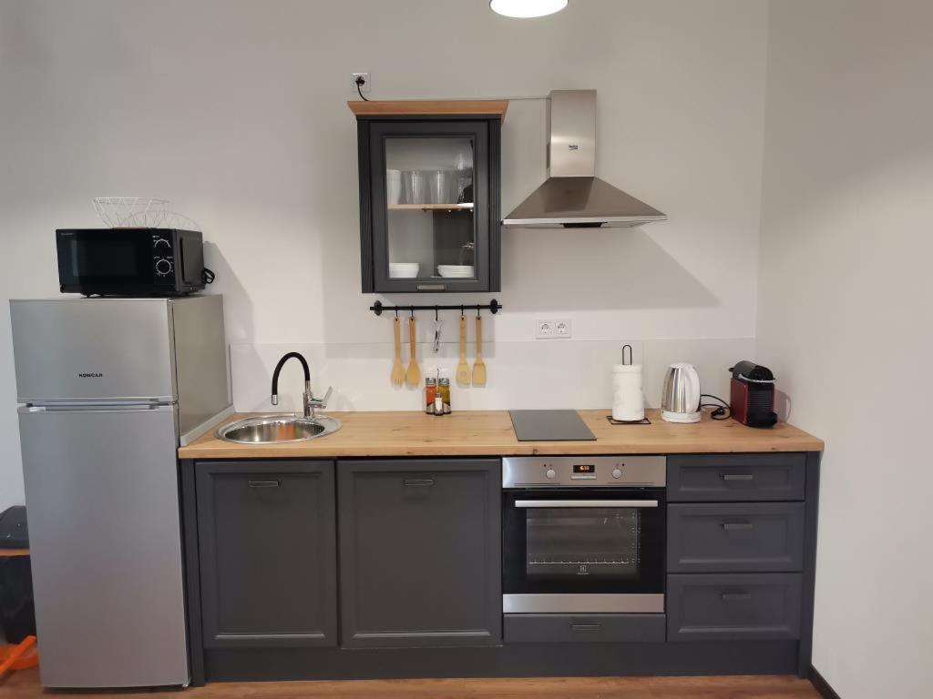 Apartment Dragana, Jezera, Island Murter Extérieur photo