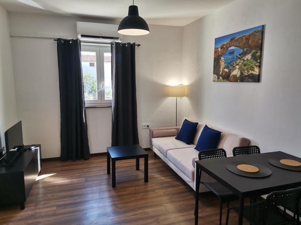 Apartment Dragana, Jezera, Island Murter Extérieur photo